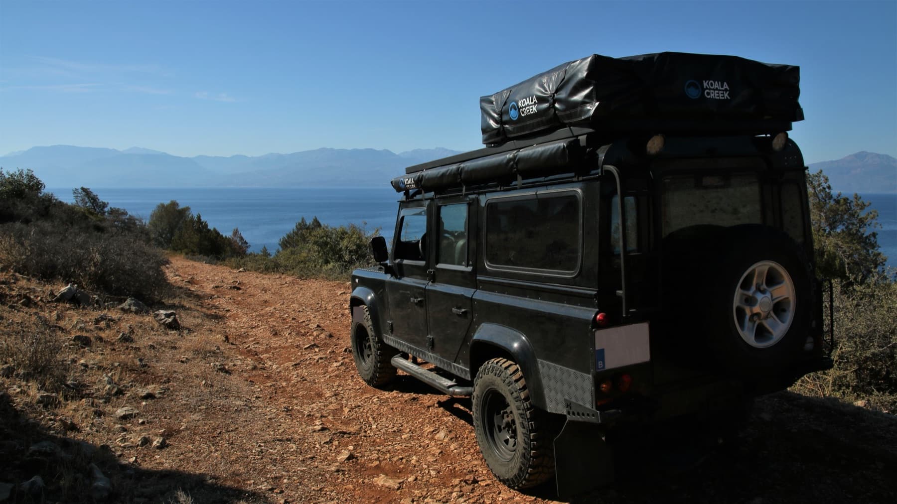 Koala Creek daktent op een 4x4 in de bergen van Griekenland